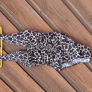 Like New Miracle Suit One Piece Ruched Giraffe Print Flattering Bathing Suit